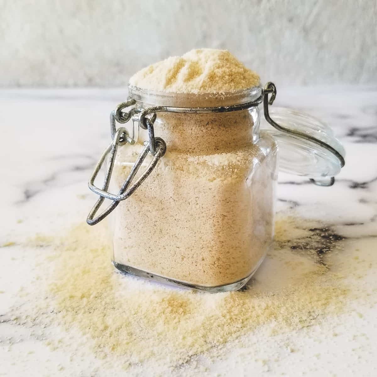 Deminiralized Whey Powder